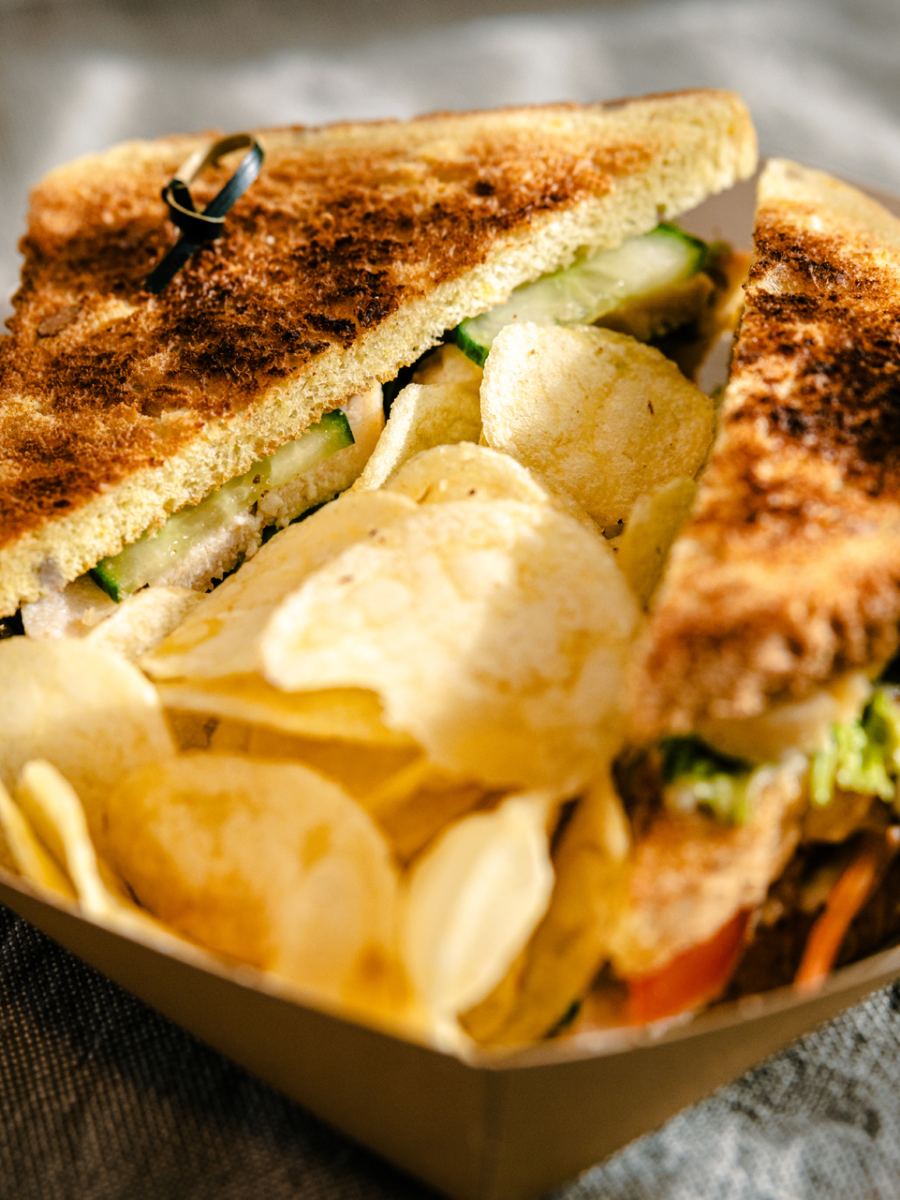 Club sandwich met kip